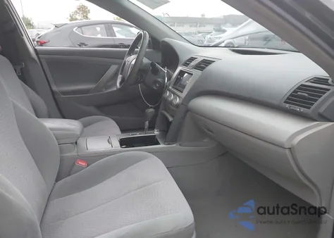 2011 Toyota Camry Le z USA, uszkodzony, nr VIN 4T4BF3EK6BR155801